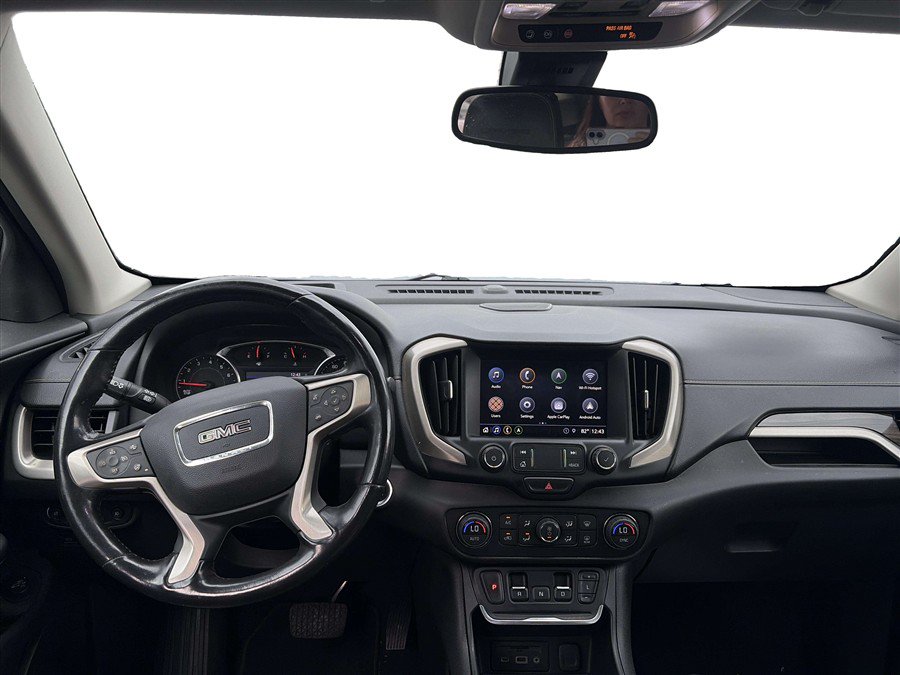 Used 2020 GMC Terrain Denali w/ Denali Premium Package AWD/4WD image 18