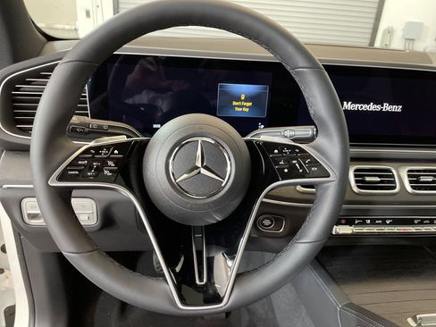 Certified 2025 Mercedes-Benz GLE 450e 4MATIC image 14