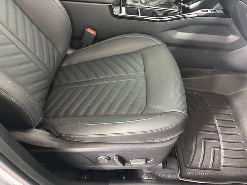 Used 2025 Kia Sorento SX Prestige image 38