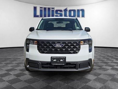 Used 2025 Ford Maverick XLT image 2