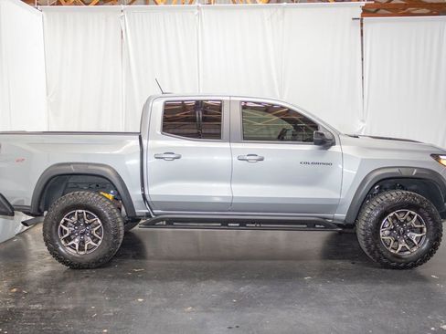 Certified 2025 Chevrolet Colorado ZR2 w/ Technology Package AWD/4WD image 6