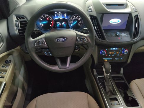 Used 2018 Ford Escape SE w/ SE Sync 3 Package FWD image 22