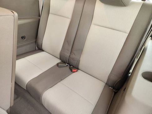 Used 2010 Dodge Journey SXT w/ Flexible Seating Group FWD image 31