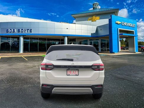 Used 2025 Honda Pilot EX-L image 4