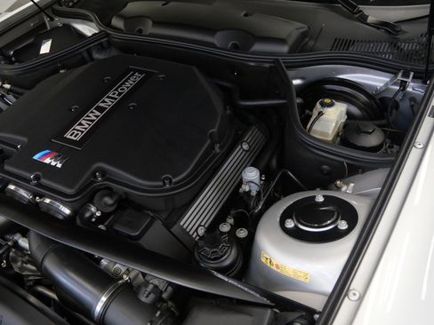 Used 2002 BMW Z8 RWD image 77