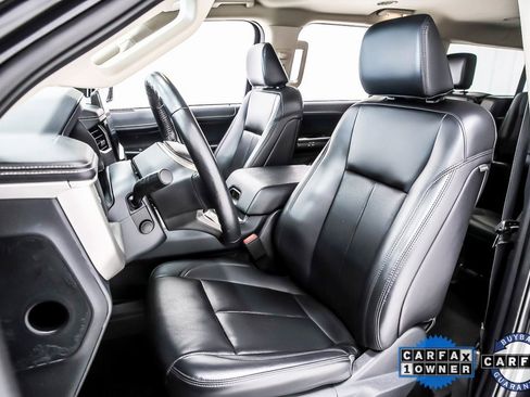 Used 2024 Ford Expedition Max XLT image 26