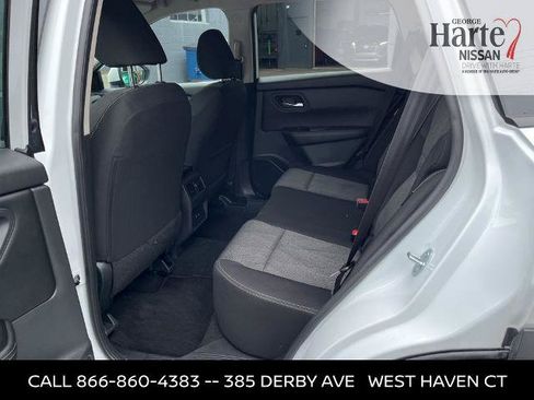 Certified 2025 Nissan Rogue SV AWD/4WD image 24