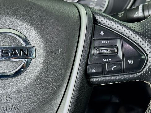 Used 2022 Nissan Maxima SL FWD image 13