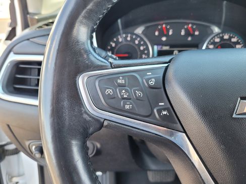 Used 2018 Chevrolet Equinox Premier AWD/4WD image 22
