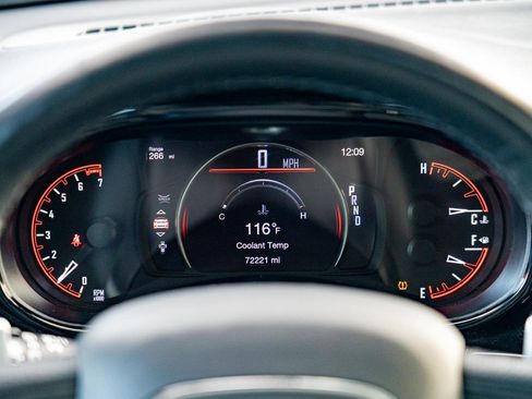 Used 2024 Dodge Durango GT image 16