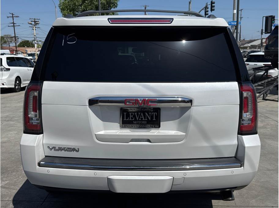 Used 2019 GMC Yukon Denali w/ Denali Ultimate Package RWD image 6