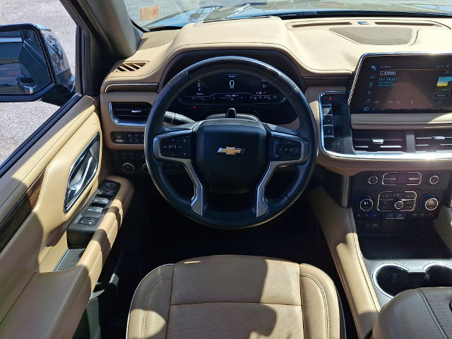 Certified 2023 Chevrolet Suburban Premier w/ Advanced Technology Package AWD/4WD image 11