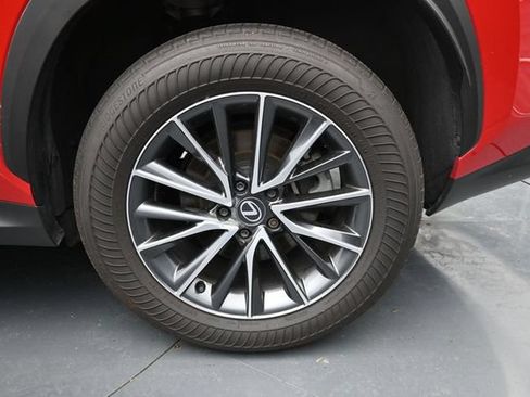 Used 2025 Lexus NX 250 FWD w/ Towing Package (2000 Lbs) image 10
