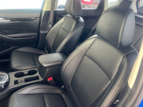 Certified 2023 Kia Seltos SX w/ SX Sunroof Package AWD/4WD image 5