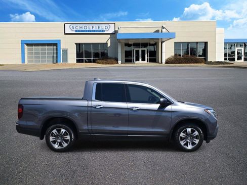 Used 2019 Honda Ridgeline RTL-E image 2