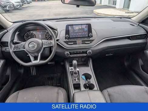 Used 2019 Nissan Altima 2.5 S FWD image 16