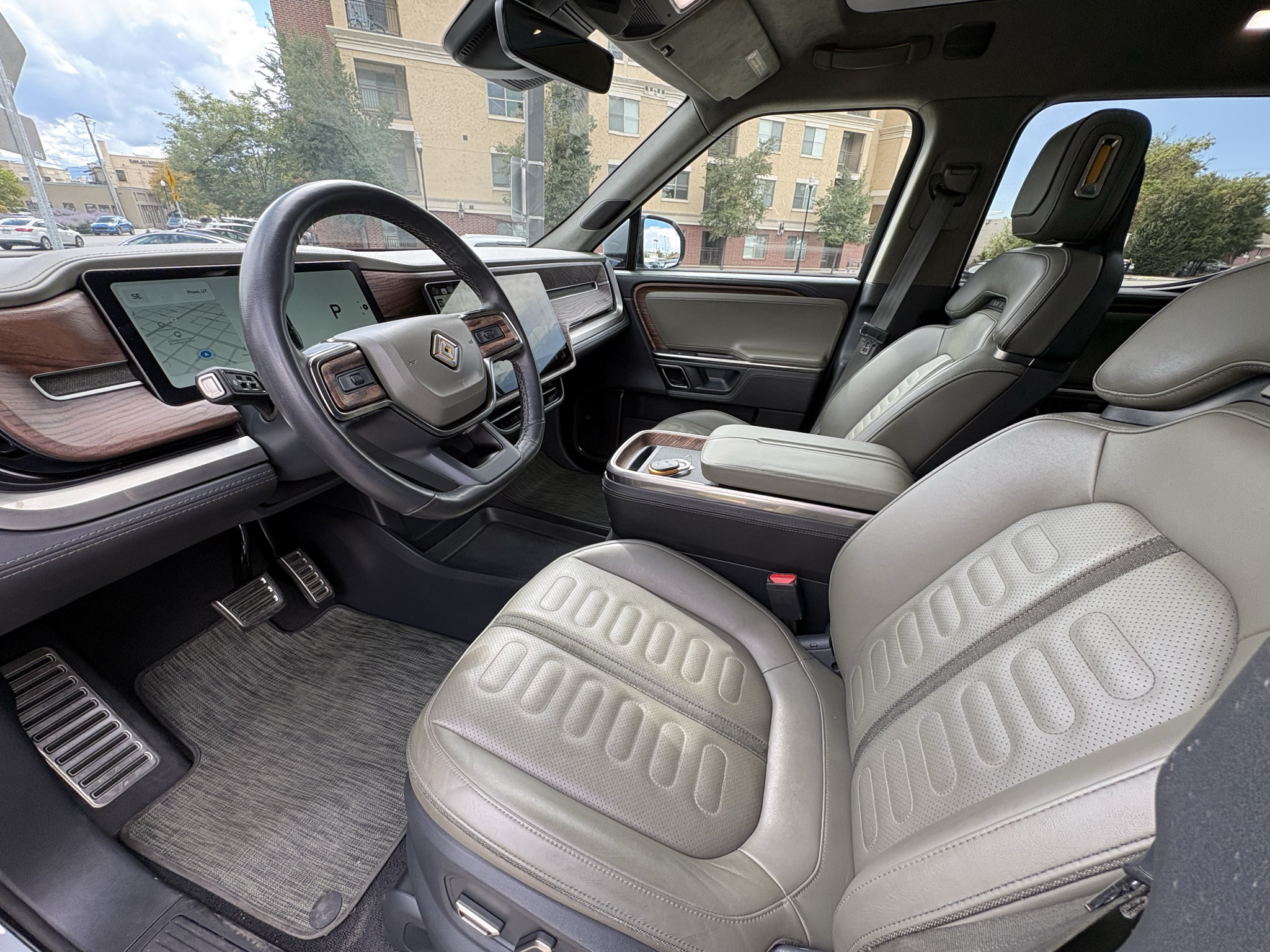 Used 2023 Rivian R1T Adventure Quad AWD/4WD image 20
