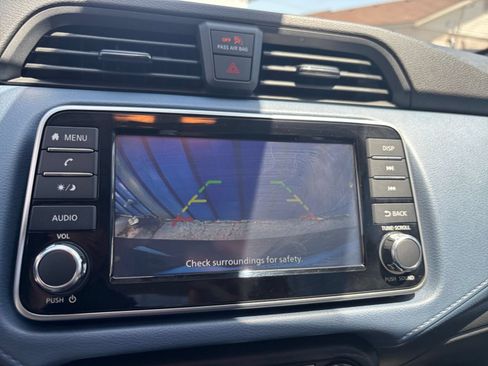 Used 2025 Nissan Versa SV FWD image 22