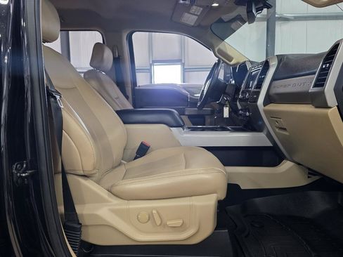 Used 2020 Ford F250 Lariat w/ Lariat Value Package AWD/4WD image 25