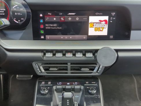 Used 2022 Porsche 911 Carrera image 12