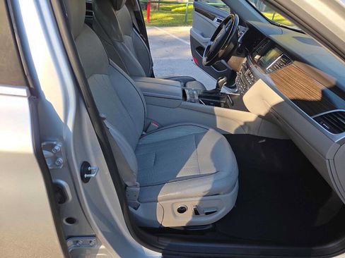 Used 2015 Hyundai Genesis 3.8 w/ Option Group 03 image 28