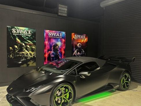 Used 2022 Lamborghini Huracan EVO RWD image 4