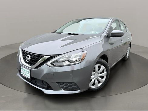 Used 2019 Nissan Sentra S FWD image 1