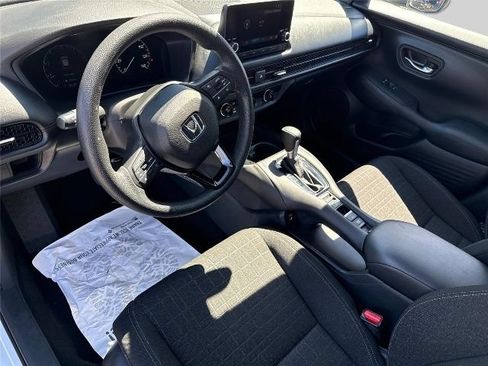 Used 2024 Honda HR-V LX image 10