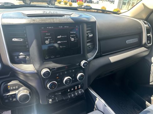 Used 2020 RAM 1500 Big Horn AWD/4WD image 35