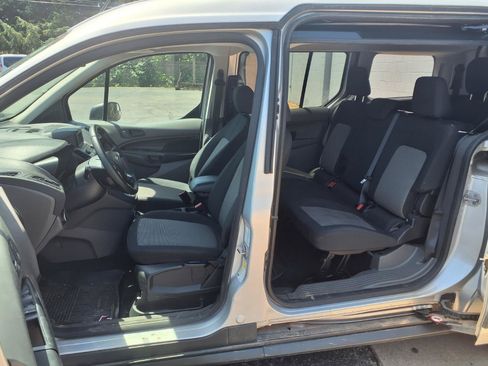 Used 2021 Ford Transit Connect XL FWD image 5