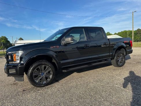 Used 2018 Ford F150 XLT w/ Equipment Group 302A Luxury AWD/4WD image 24