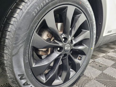 Used 2020 Kia Sorento S image 31