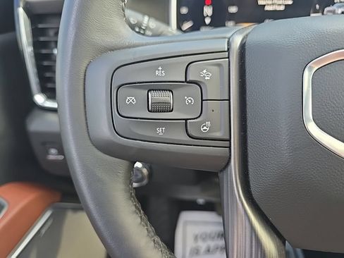 Used 2026 GMC Sierra 3500 Denali Ultimate AWD/4WD image 19