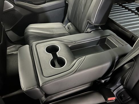 New 2026 Acura MDX w/ Advance Package image 15