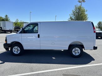New 2026 Chevrolet Express 2500 w/ Driver Convenience Package RWD video 4