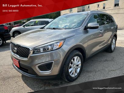 Used 2016 Kia Sorento LX w/ LX Convenience Package