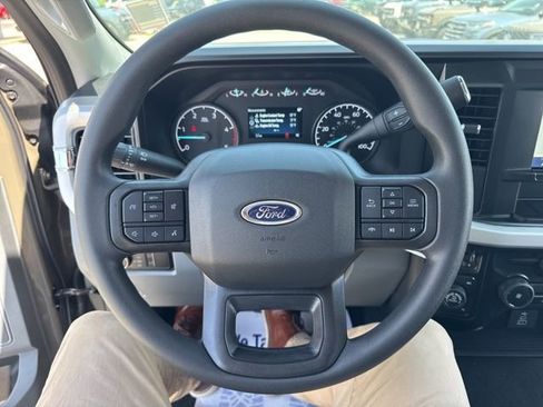 New 2026 Ford F350 4x4 Crew Cab Super Duty image 14