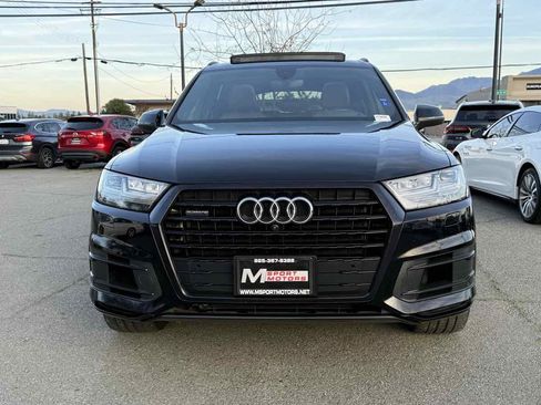 Used 2018 Audi Q7 3.0T Prestige w/ Prestige Package image 2