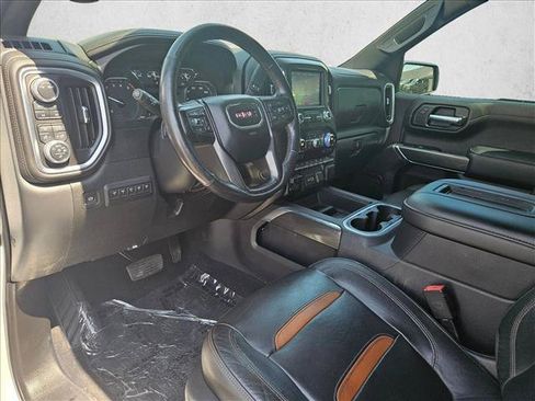 Used 2020 GMC Sierra 1500 AT4 w/ Driver Alert Package II AWD/4WD image 9