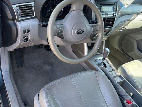 Used 2010 Subaru Forester 2.5X Premium image 2
