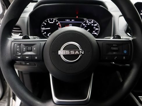 Certified 2024 Nissan Rogue SV image 30