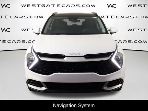 Used 2025 Kia Sportage EX w/ Premium Package FWD image 2