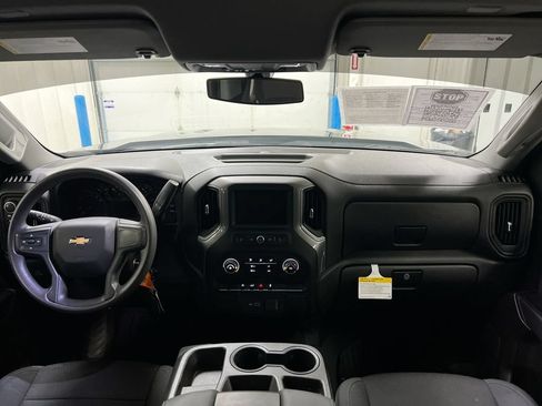 Used 2022 Chevrolet Silverado 1500 Custom AWD/4WD image 10