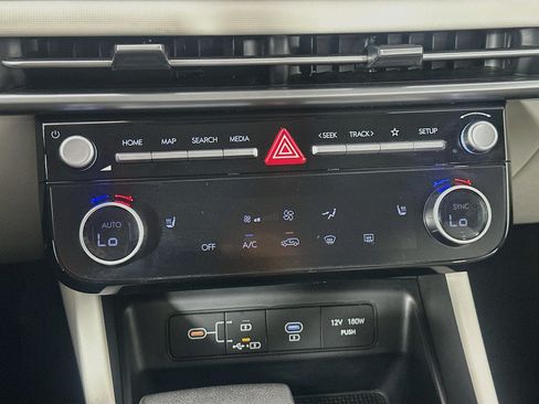 Used 2026 Hyundai Tucson SEL FWD image 24