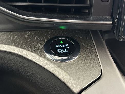 Used 2021 Ford Explorer Timberline image 11