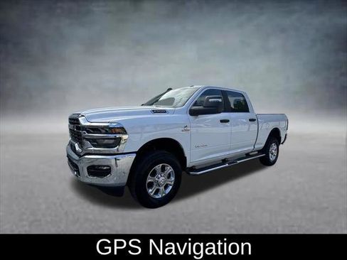 Used 2026 RAM 2500 Big Horn AWD/4WD image 3
