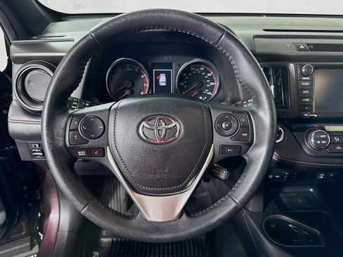 Used 2018 Toyota RAV4 SE w/ Advanced Technology Package AWD/4WD image 12