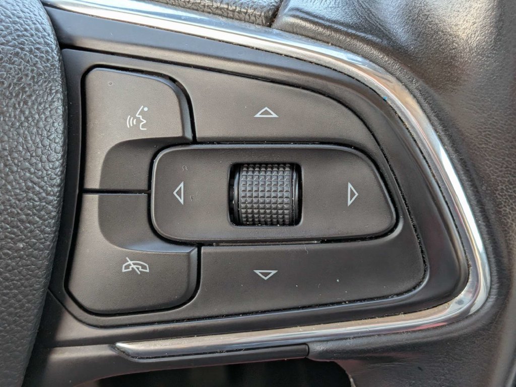 Used 2020 Buick Encore GX Preferred w/ Cold Weather Comfort Package FWD image 24