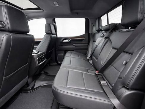 Used 2025 GMC Sierra 1500 Denali AWD/4WD image 17