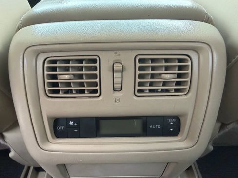 Used 2014 Nissan Pathfinder SL w/ SL Tech Package image 14